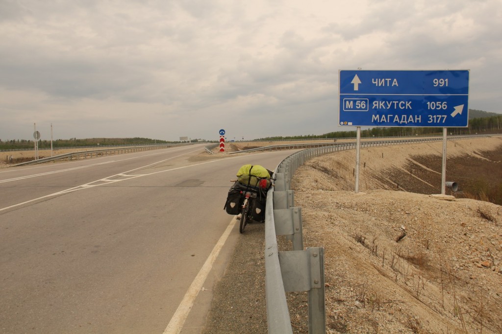 Une autre route, celle-ci va au bout du monde, vraiment!