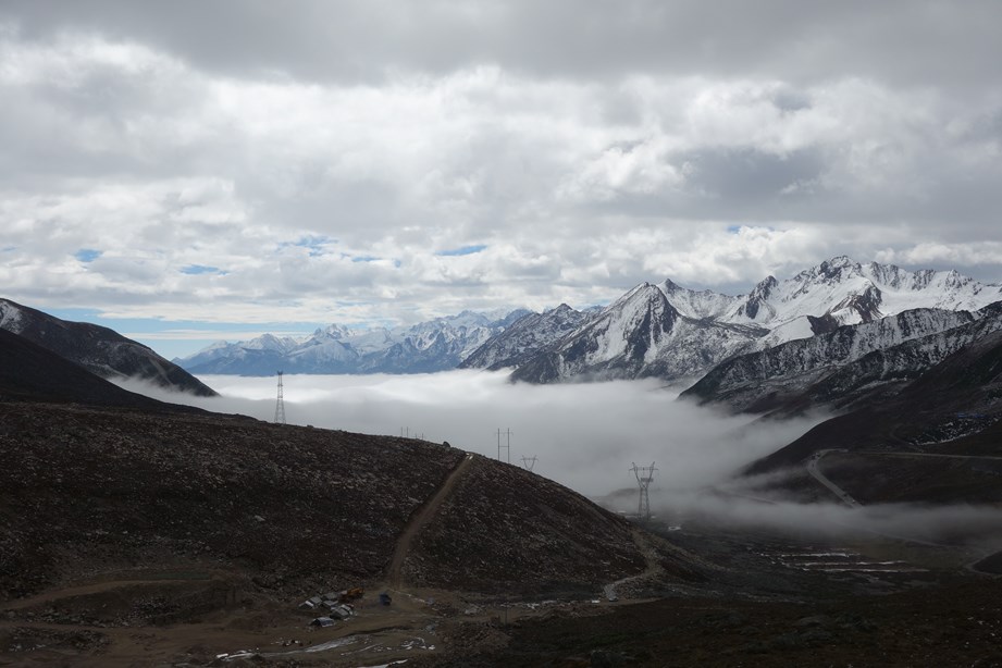 Tibet_montagne_mer_de_nuage